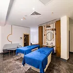 Amon - Adult Only Hotel