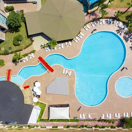 Amon Hotel 4*